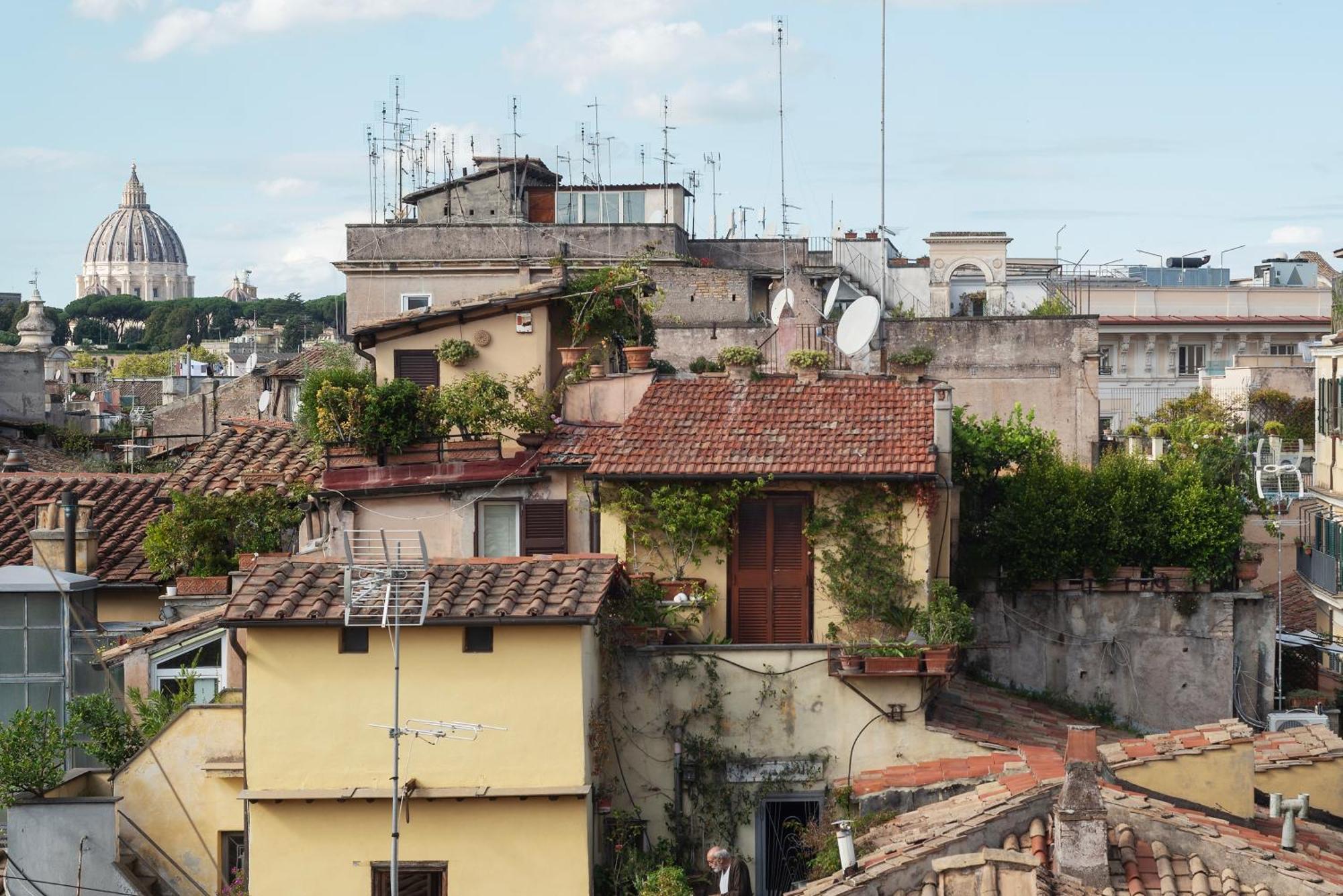 Apartment With Terrace In Via Del Pellegrino - Fromhometorome Exterior photo