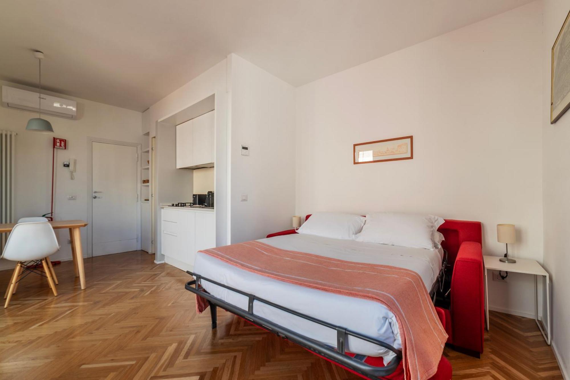 Apartment With Terrace In Via Del Pellegrino - Fromhometorome Exterior photo